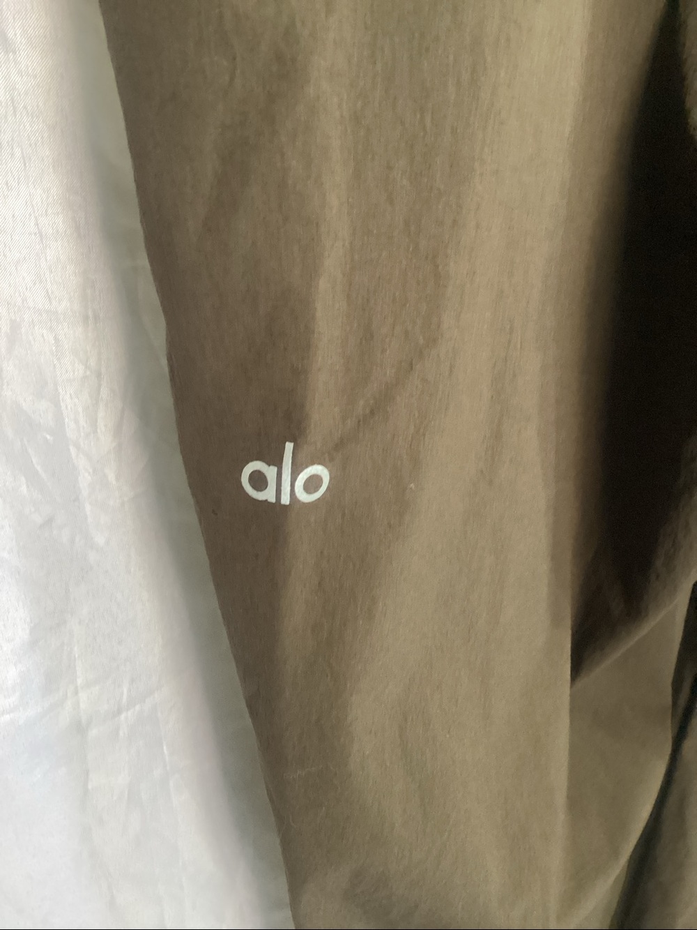 Alo pants - Picture 5 of 13